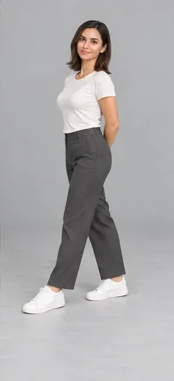 Fashion pose: Chin lift